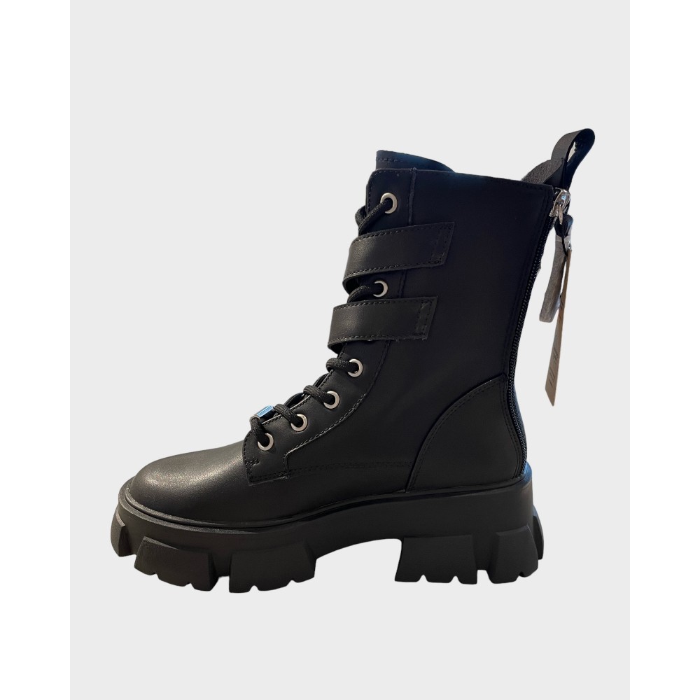 TractionBootieBlack-01