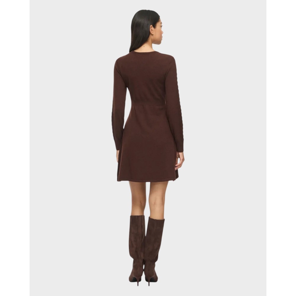 VikerryONeckLSKableKnitDressCoffeeBean-01