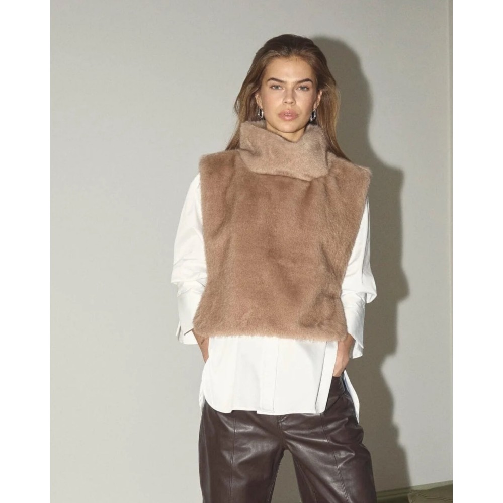 Fera Faux Fur Collar - Creme
