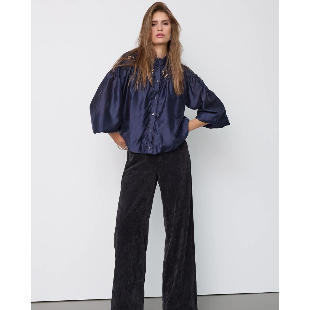 MelinBalloonLaceShirtNavy-01